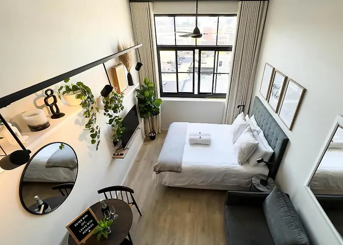 Luxury Tiny Home / Co_Living / City Views